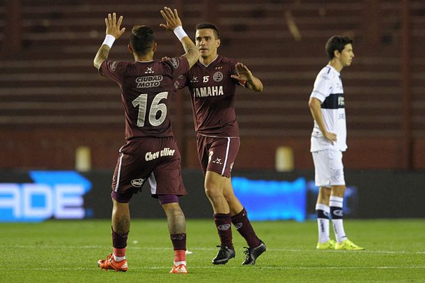 Pre Sudamericana: Lanús venció a Gimnasia con un gol polémico