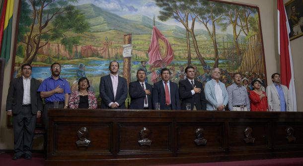 De Vido llegó a Bolivia para firmar acuerdos de cooperación energética y nuclear