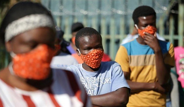 Detectan una nueva variante del coronavirus en Sudáfrica