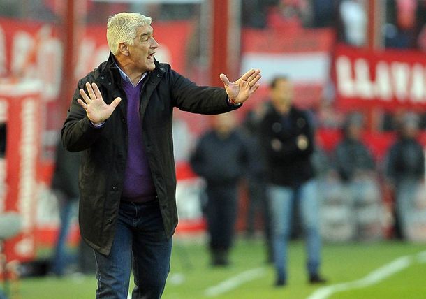 De Felippe, entre lágrimas: Sufrieron mucho y entregaron todo, se merecen esto