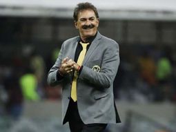 El ex DT de México, fiel a su estilo