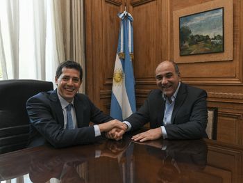 Juan Manzur se reunió con Cristina  y Wado de Pedro a días del cierre de lista