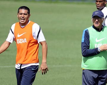 ¿Se rompió la relación entre Bianchi y Riquelme?