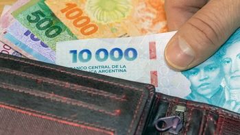 Los trabajadores del sector privado registrado siguen perdiendo frente a la inflación.