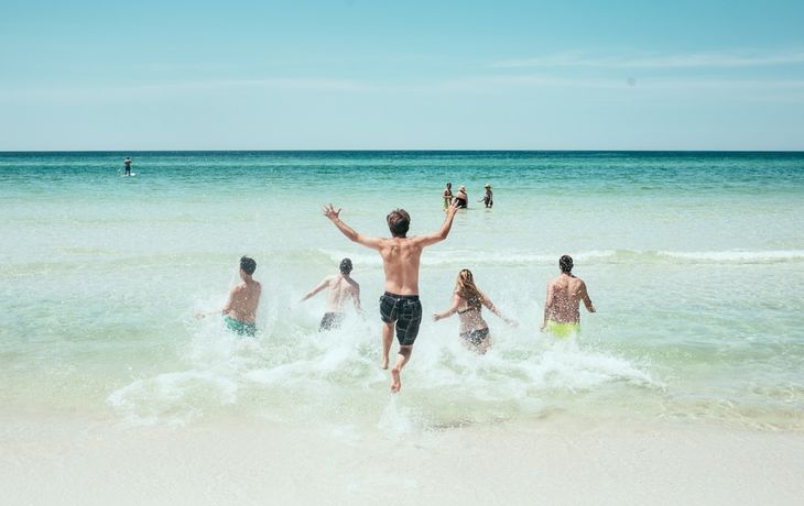 Este pueblo se ubica a 40 kilómetros de Santiago de Chile y realiza la Fiesta de la Sandía.&nbsp;