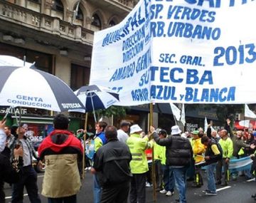 {altText(,#Paritaria2015: municipales porteños firmaron un aumento del 38 por ciento)}