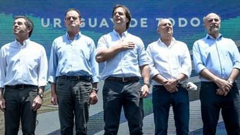 El gobierno uruguayo perderá algunos de sus ministros y funcionarios por la campaña electoral. El gobierno uruguayo perderá algunos de sus ministros y funcionarios por la campaña electoral.
