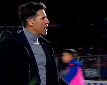 Tigre le ganó a Riestra y Domínguez terminó insultando a los hinchas