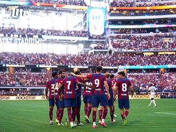 Barcelona goleó 3-0 a Real Madrid en un picante clásico de pretemporada