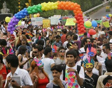 Condenarán con cárcel las relaciones homosexuales en India