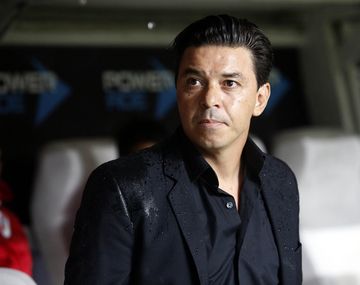 Gallardo le prohibió a los jugadores de River usar el celular