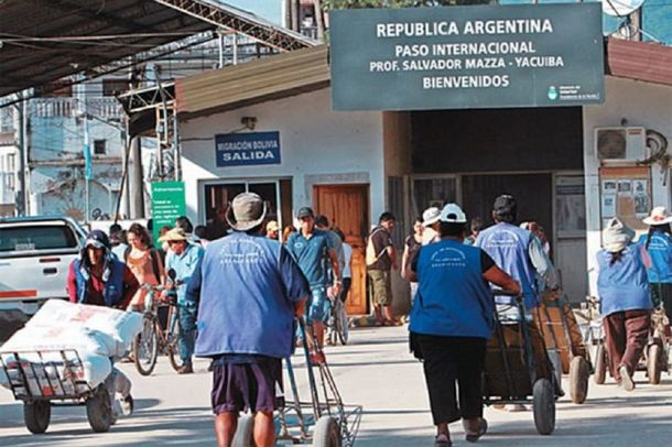 Paso fronterizo Bolivia-Argentina