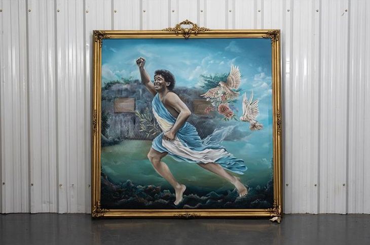 El cuadro "Entre Fiorito y el cielo" que se vendió durante la subasta de Diego Maradona.