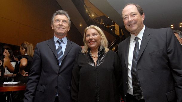 Macri ya les asignó cargos a Sanz y Carrió en su eventual gabinete
