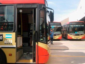 Cuál es la importante línea de colectivos que está de paro este martes