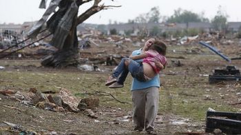 ascienden a 91 los muertos por el tornado en oklahoma ascienden a 91 los muertos por el tornado en oklahoma