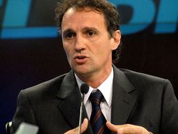 Intendente massista le pide a su líder que vaya a un debate