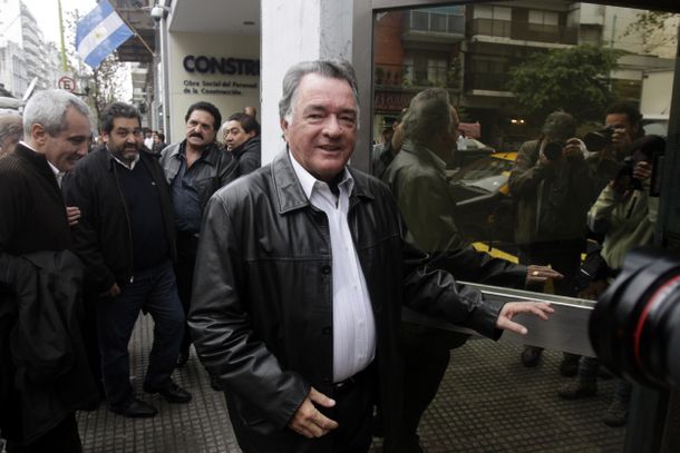 Barrionuevo acusó a La Cámpora de descalificar a Scioli