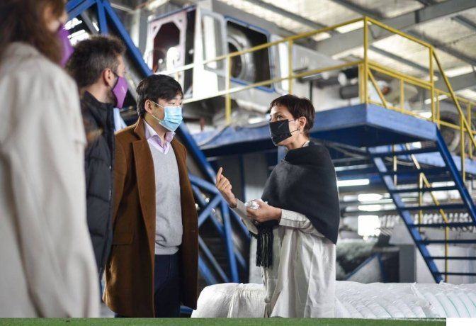 Mayra Mendoza: Estamos trabajando por la reactivación económica de Quilmes y nuestro país