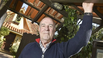 Coche Inciarte fue uno de los 16 sobrevivientes de la tragedia de Los Andes, cuando un avión de la Fuerza Aérea de Uruguay se estrelló en la cordillera. Coche Inciarte fue uno de los 16 sobrevivientes de la tragedia de Los Andes, cuando un avión de la Fuerza Aérea de Uruguay se estrelló en la cordillera.