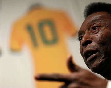 Le dieron el alta a Pelé