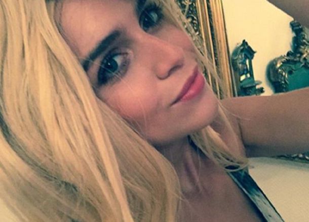 La foto de Zaira Nara, rubia