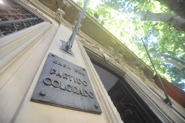 El Partido Colorado estudia alternativas para cambios en el proyecto de reforma de la seguridad social en Uruguay.