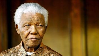 nelson mandela, el pacifista que fue guerrillero nelson mandela, el pacifista que fue guerrillero