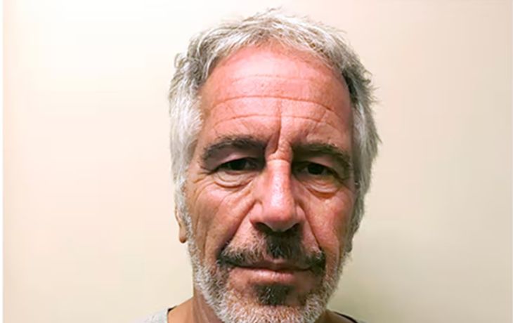 IMÁGENES SENSIBLES: filtran fotos del cadáver de Jeffrey Epstein