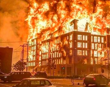 Impactantes imágenes de las protestas por el asesinato del ciudadano afroamericano en Minneapolis