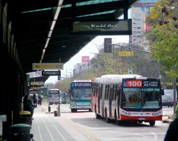 Qué colectivos funcionan con la mitad de su frecuencia en AMBA
