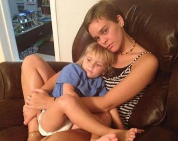 Acusan a una mujer de envenenar a su hijo para poder contar su historia en un blog