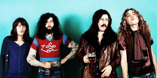 Led Zeppelin con su formación completa
