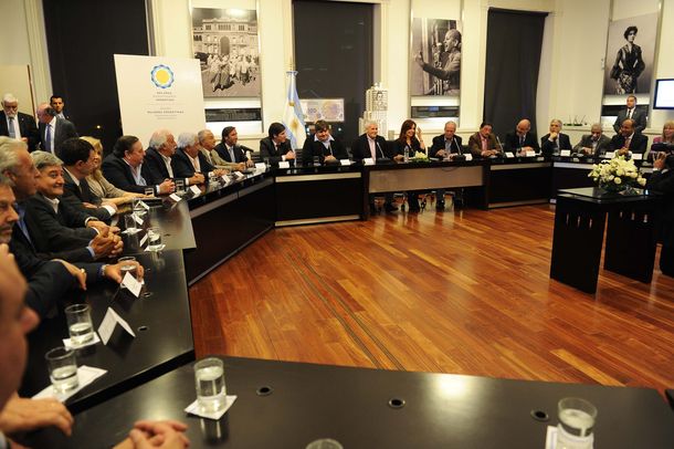 La Presidente se reunió con la CGT antimoyanista en la Rosada