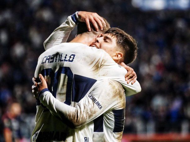 Gimnasia venció a Barracas Central y se subió a la punta de la Liga Profesional