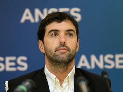 Macristas atornillados a las sillas del Estado