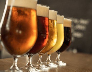 El consumo de cerveza artesanal bajó 40% por el ajuste de Milei