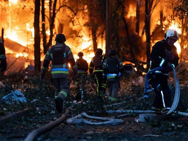 Ataque masivo de Rusia a Kiev dejó al menos 23 heridos