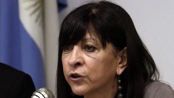 diana conti: vamos a defender la ley de medios y la que crea la aftic diana conti: vamos a defender la ley de medios y la que crea la aftic