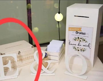 Les pusieron una urna falsa en el salón para robarles los regalos de boda