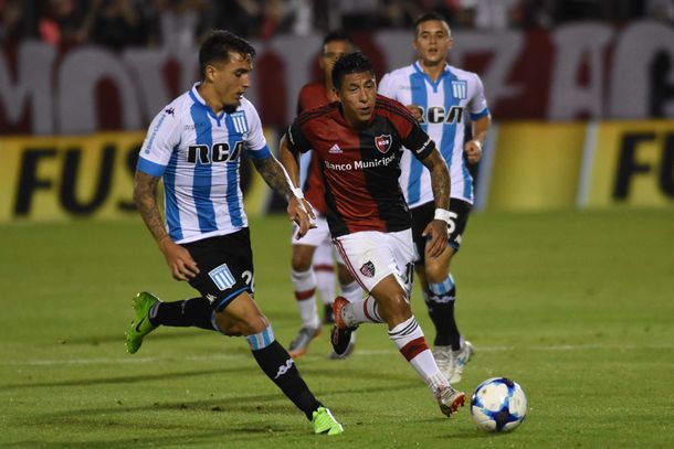 Racing empató con Newells de visitante