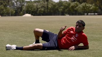 el jugador de independiente que no se presento y presiona para ser vendido el jugador de independiente que no se presento y presiona para ser vendido
