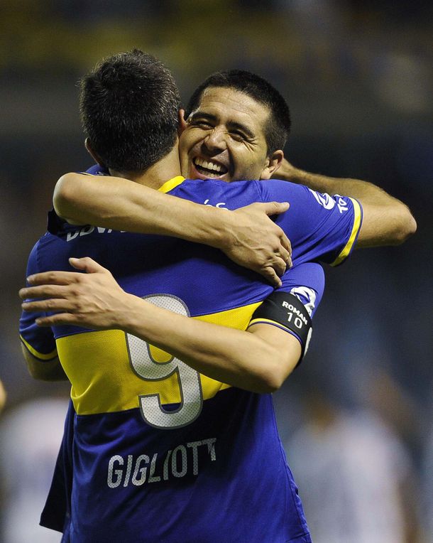 Boca goleó a Godoy Cruz, olvidó su crisis y quiere pelear hasta el final del torneo