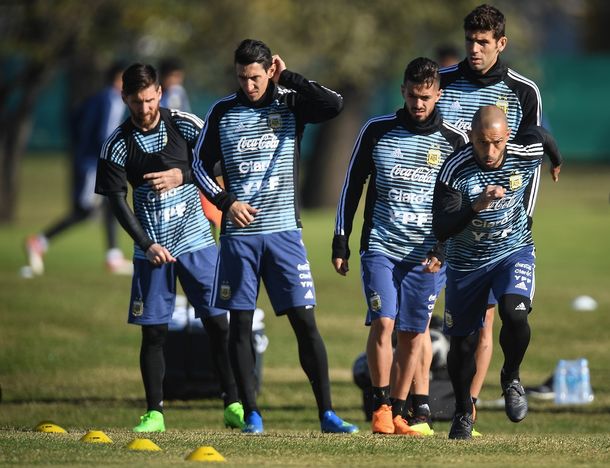 ¿Se empieza a ver quiénes serán los titulares? Los números de los jugadores de la Selección
