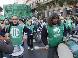 otro gremio se suma al paro de los estatales bonaerenses otro gremio se suma al paro de los estatales bonaerenses