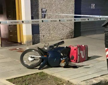 Un policía mató a un delincuente de 16 años que quiso robarle a un delivery
