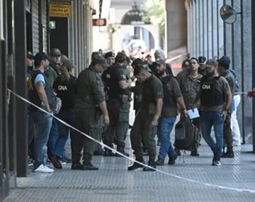 Así quedó el oficial herido víctima de la encomienda explosiva en la Escuela de Gendarmería