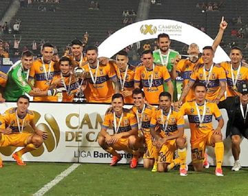 Vargas se vistió de héroe