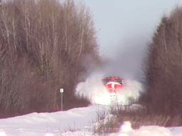 mira el paso de un tren por la nieve mira el paso de un tren por la nieve