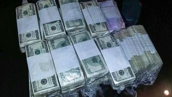 Los millones de dólares con los que José López fue atrapado. Los millones de dólares con los que José López fue atrapado.